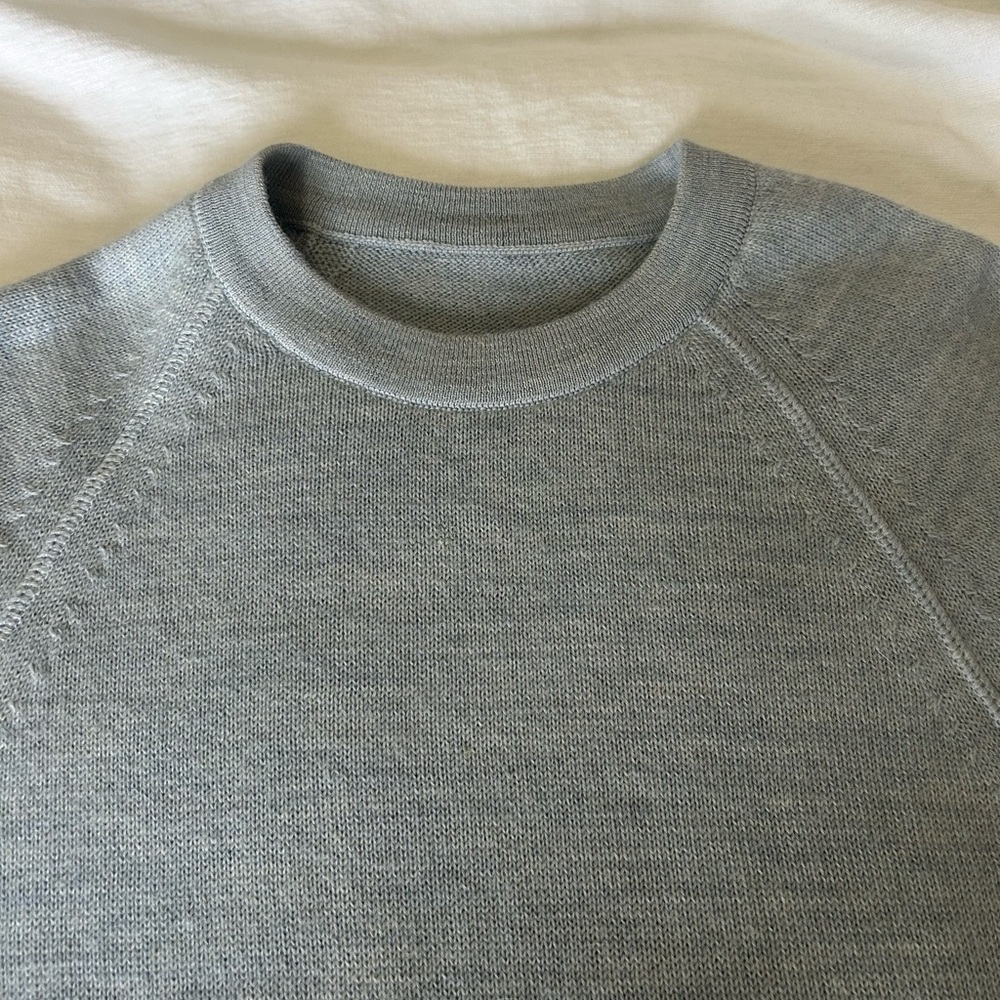 PAKA women’s sweater - The Original Crew in Light Blue - size small - Excellent - Picture 8 of 13